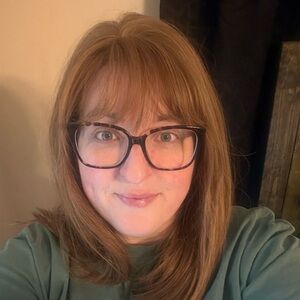 DWY Straight Medium-Length Copper strawberry blonde wig